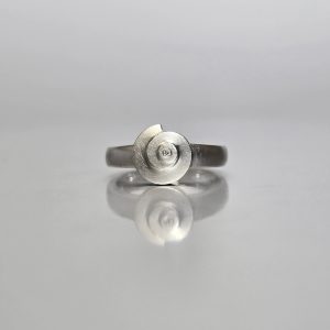 Diamond Shell Ring