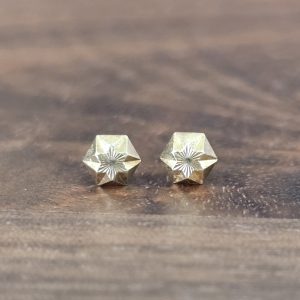 Estate, Star Cut Studs