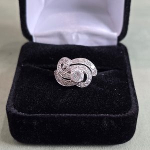 Estate Diamond Swirl Ring