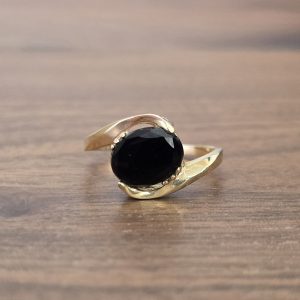 Estate Onyx Swirl Ring