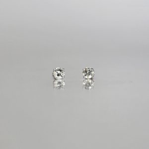4 Prong Diamond Studs