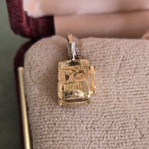 Estate Slot Machine Charm/Pendant