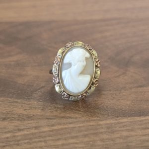 Estate Ladies Cameo Ring