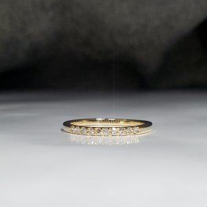10 Stone Diamond Band