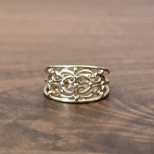 Estate Ladies Filigree Ring