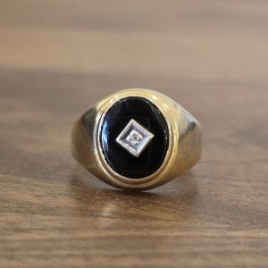 Estate Classic Onyx Ring