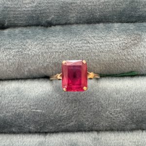 Estate Red Birthstone Ring