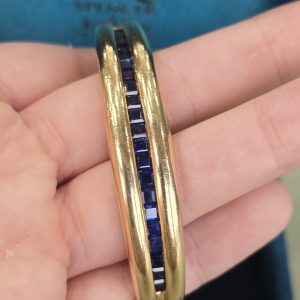 Estate 14k Gold Sapphire Bangle Bracelet