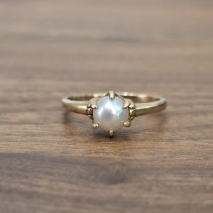 Estate Solitaire Pearl Ring