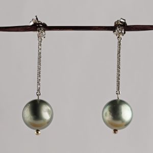Tahitian Pearl Earrings