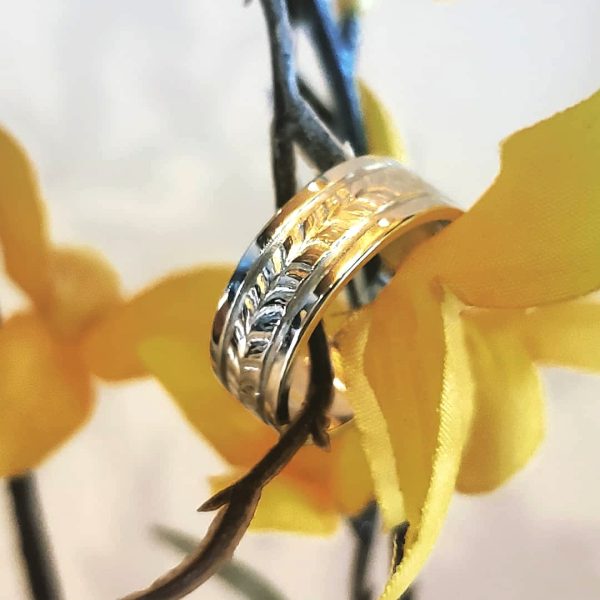 Hand Engraved Wheat Design Edge men's Wedding Band. Created by Katherine Spencer in Morgantown, West Virginia, USA